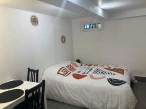 Petite Chambre avec SdB partagée